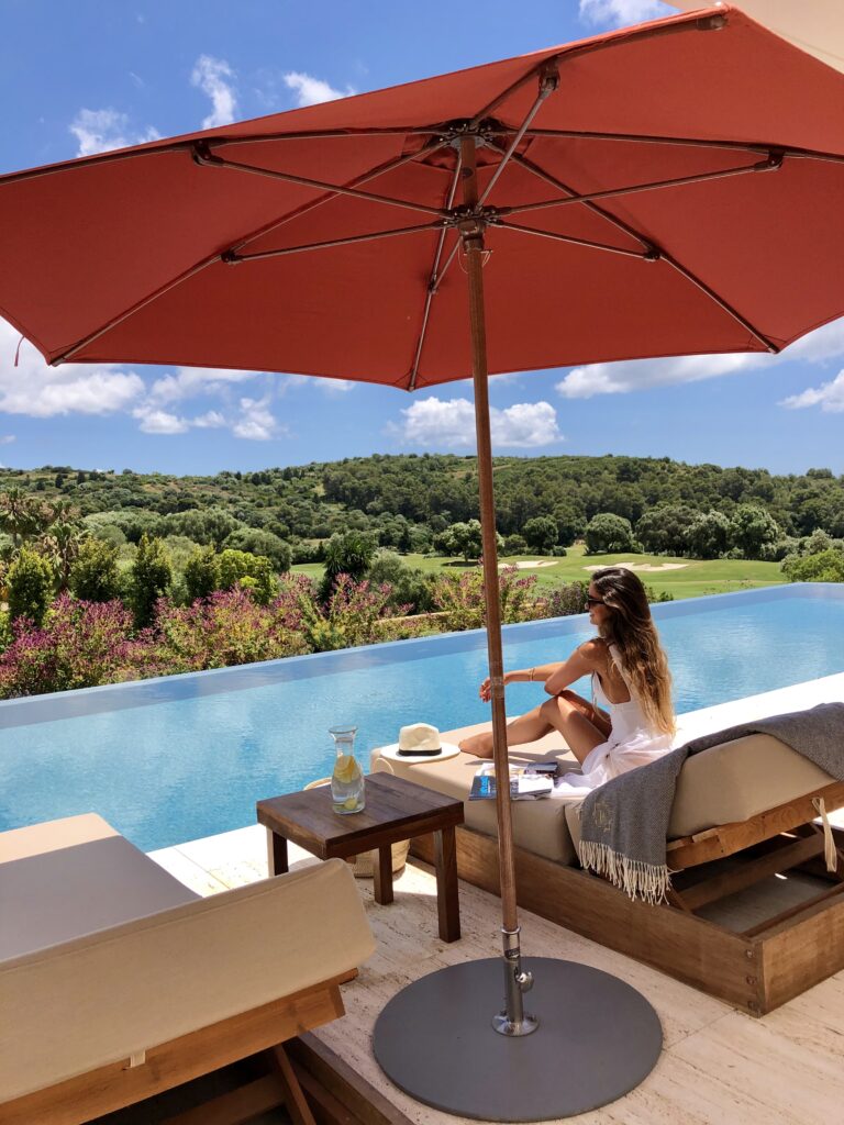 Contemporary luxury villa in La Reserva de Sotogrande with direct golf access and panoramic sea views